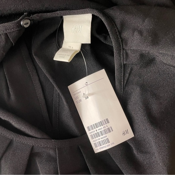 H & M Long-sleeved Dress Black Short - Picture 3 of 7